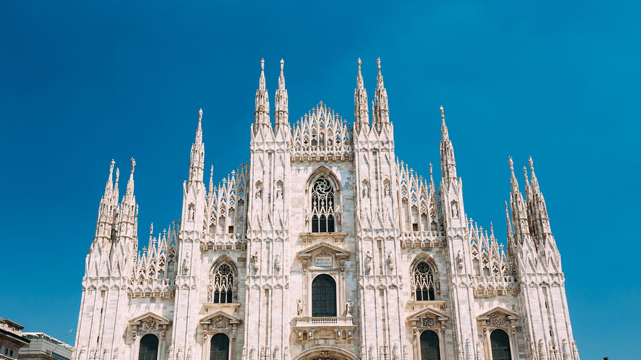 Image of the Cathedral of Milan, home of the event "RƏvolution"